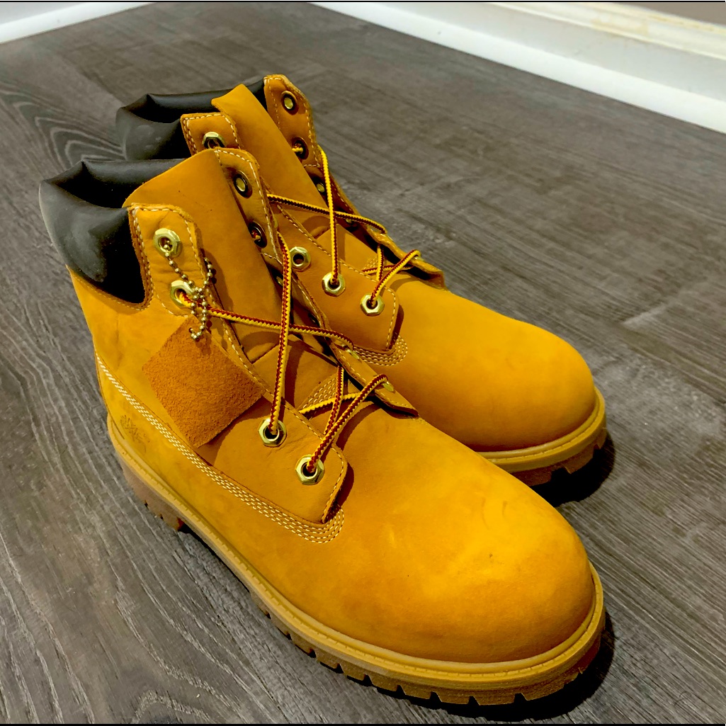 Boots/Shoes